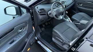 Lízing Hatchback Renault Scenic 2011
