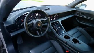 Lízing Kombi Porsche Taycan 2022