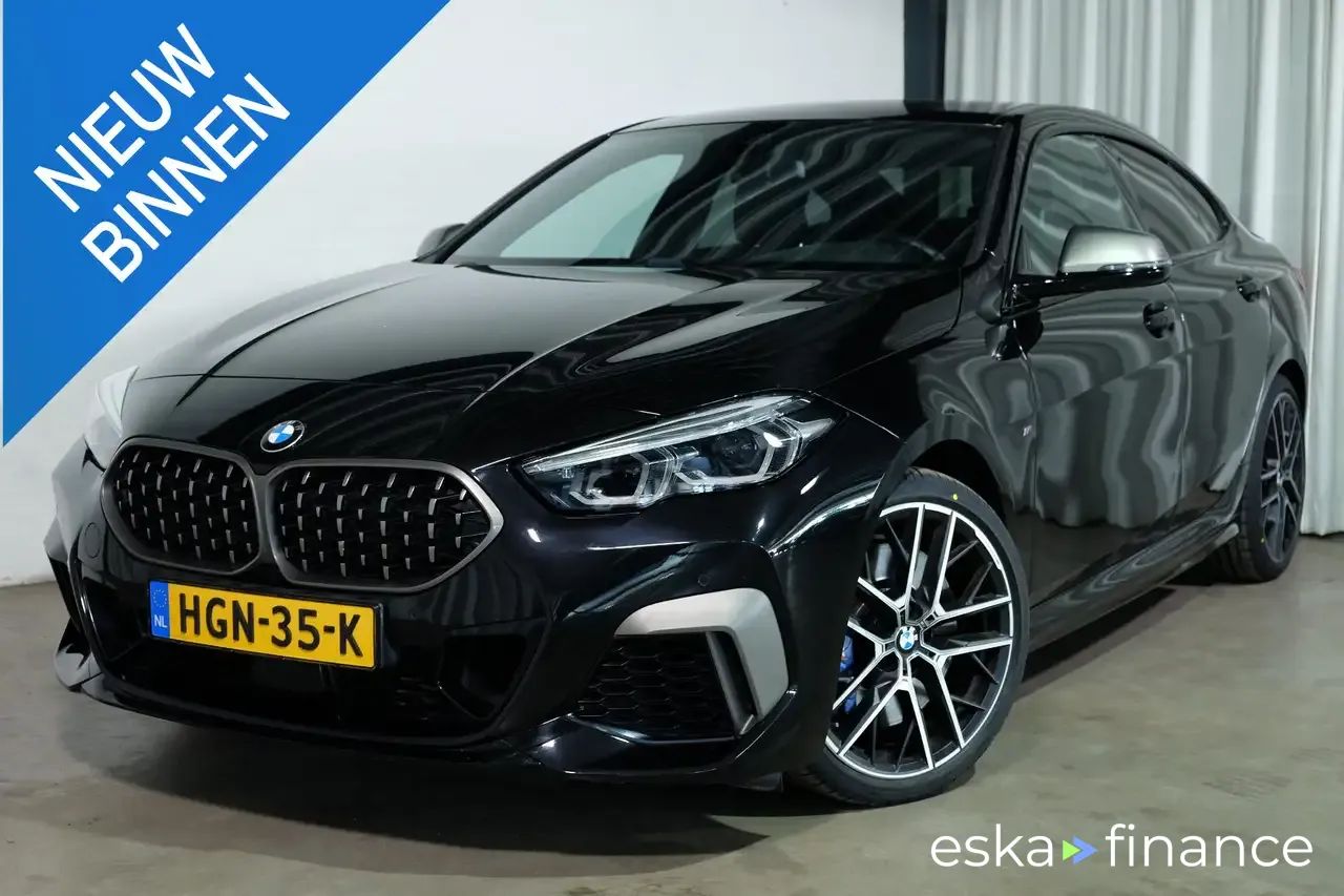 Lízing Sedan BMW 235 2020