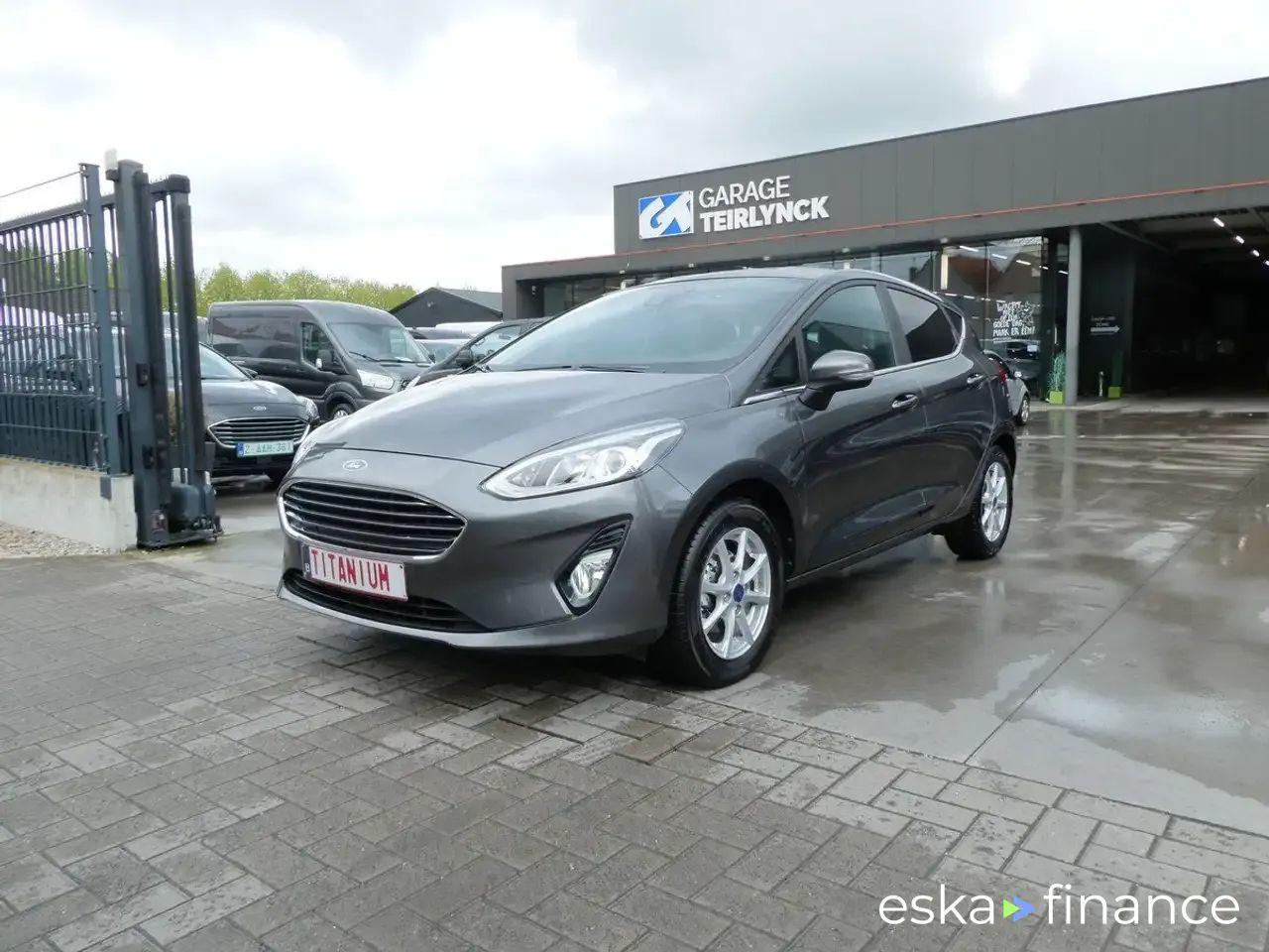 Leasing Sedan Ford Fiesta 2022