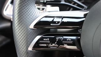 Lízing Sedan MERCEDES E 300 2024