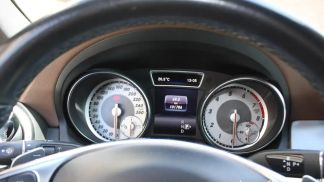 Lízing Hatchback MERCEDES GLA 250 2016