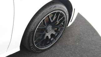 Lízing Hatchback MERCEDES B 250 2021