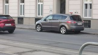 Transport pasażerów Ford S-Max 2012