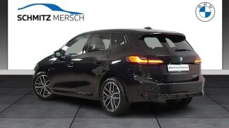 Leasing Le transport des passagers BMW 223 2023