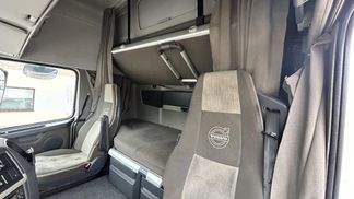 Leasing Tractor unit Volvo FH460 2011