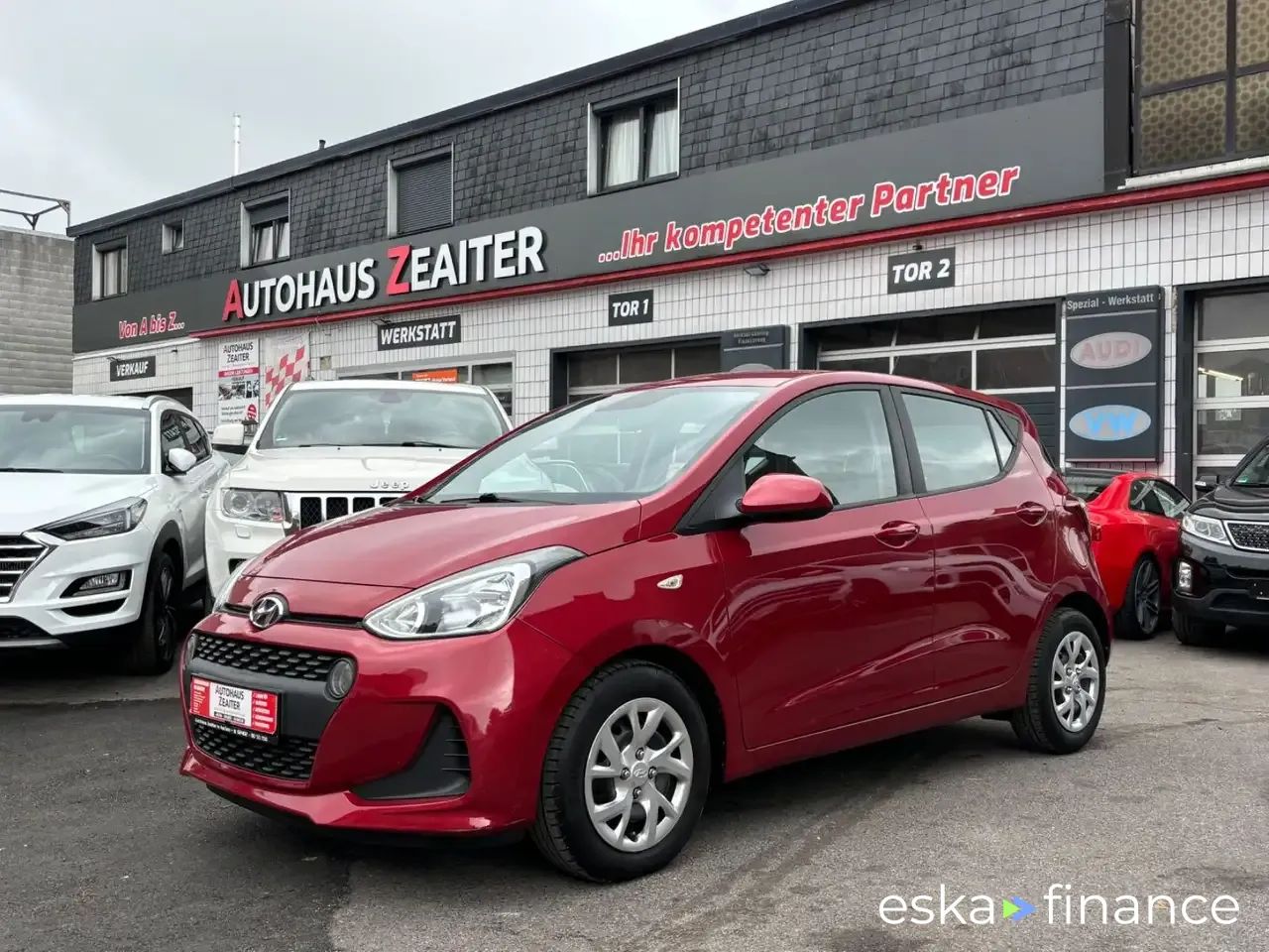 Hatchback Hyundai i10 2017