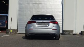 Lízing Hatchback MERCEDES A 180 2024
