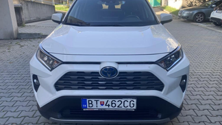 Lízing SUV Toyota RAV4 2020