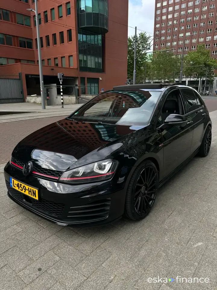 Leasing Sedan Volkswagen GOLF GTI 2015