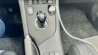 Lízing Hatchback Toyota Auris 2015