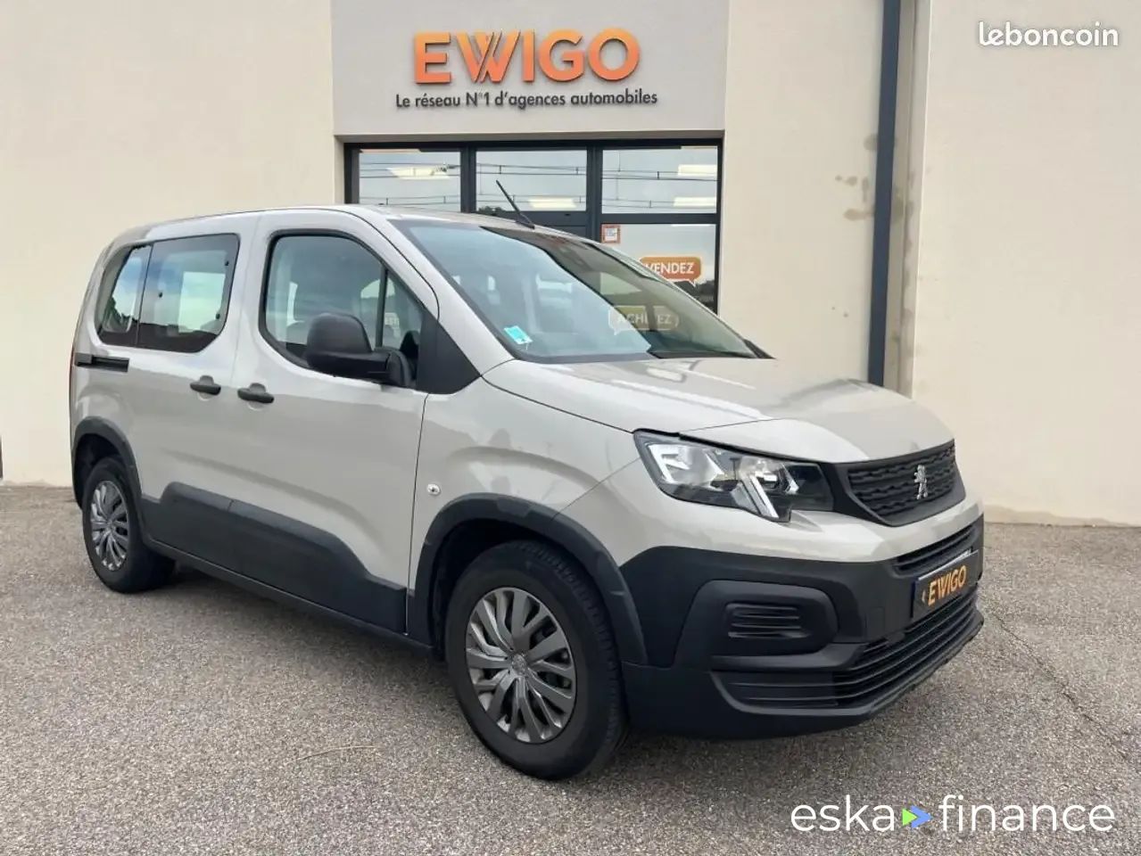 Lízing Osobná doprava Peugeot Rifter 2022
