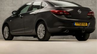 Lízing Sedan Opel Astra 2014
