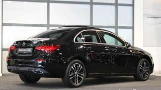 Lízing Sedan MERCEDES A 250 2023