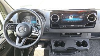 Leasing Closed Box Mercedes-Benz SPRINTER 516 2020