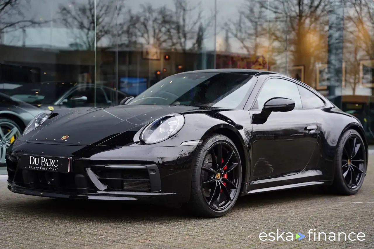 Financování Kupé Porsche 992 2019