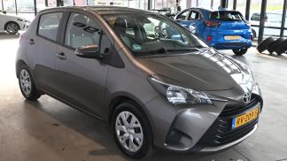 Lízing Hatchback Toyota Yaris 2018