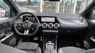 Financování Hatchback MERCEDES B 180 2024