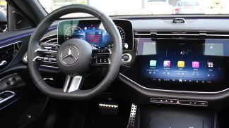 Lízing Sedan MERCEDES E 300 2024
