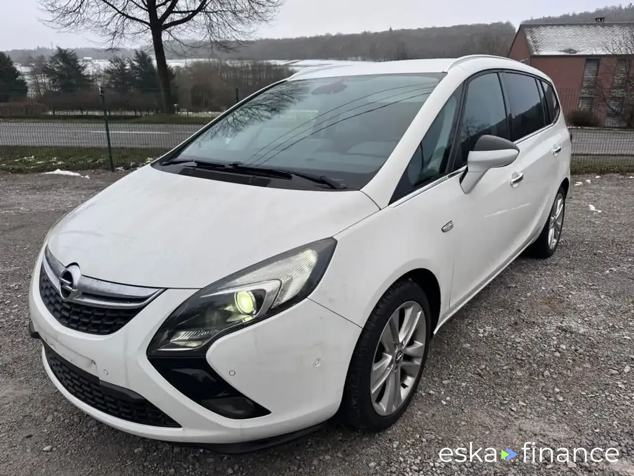 Lízing Hatchback Opel Zafira 2012