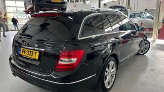 Finansowanie Wóz MERCEDES C 200 2011