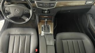 Lízing Sedan MERCEDES E 220 2010