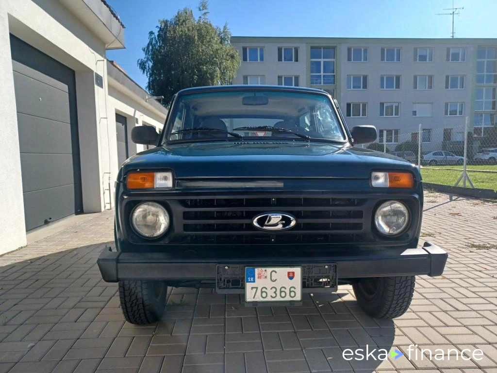 Finansowanie SUV Lada Niva 2011