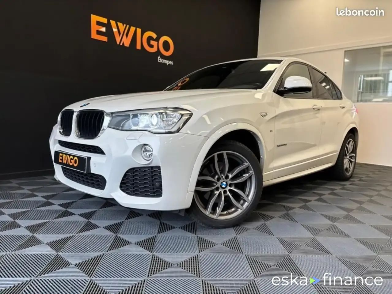 Lízing SUV BMW X4 2015