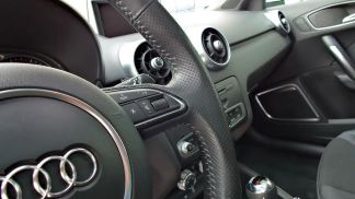 Lízing Sedan Audi A1 2012