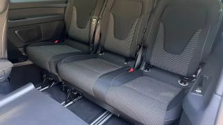 Leasing Hatchback MERCEDES V 220 2024