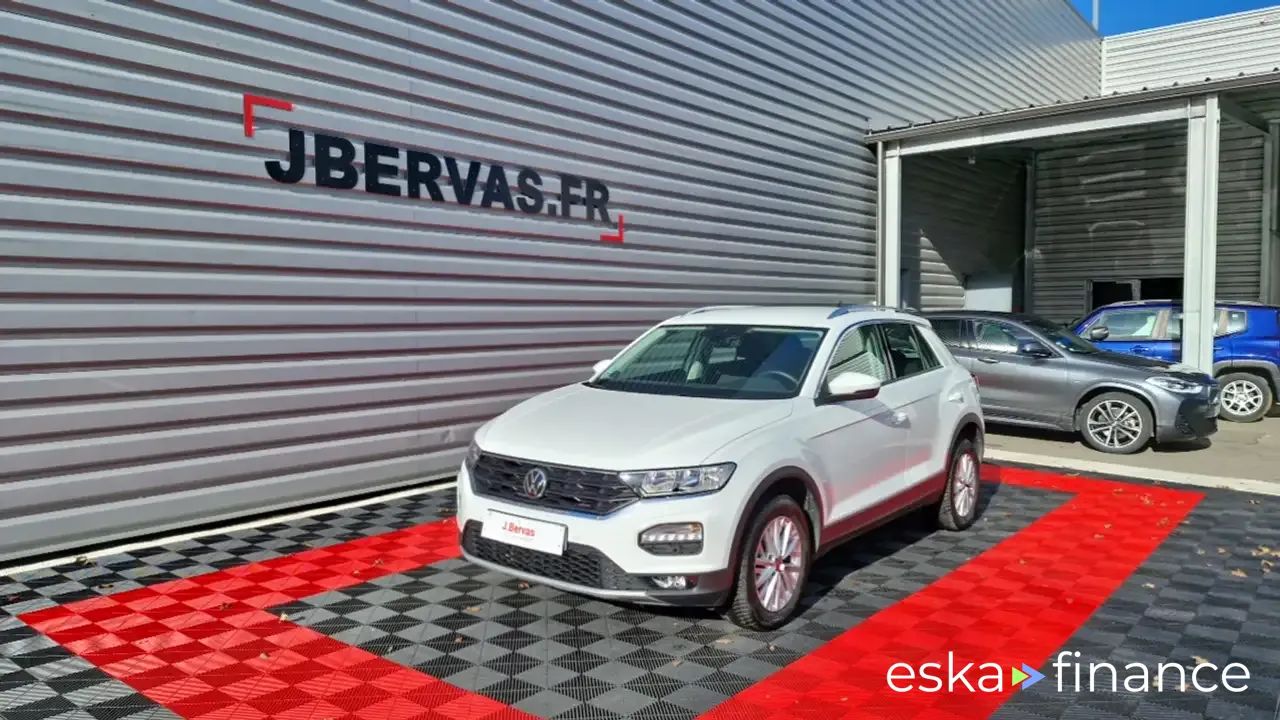 Lízing SUV Volkswagen T-Roc 2021