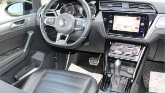 Financování Hatchback Volkswagen Touran 2019
