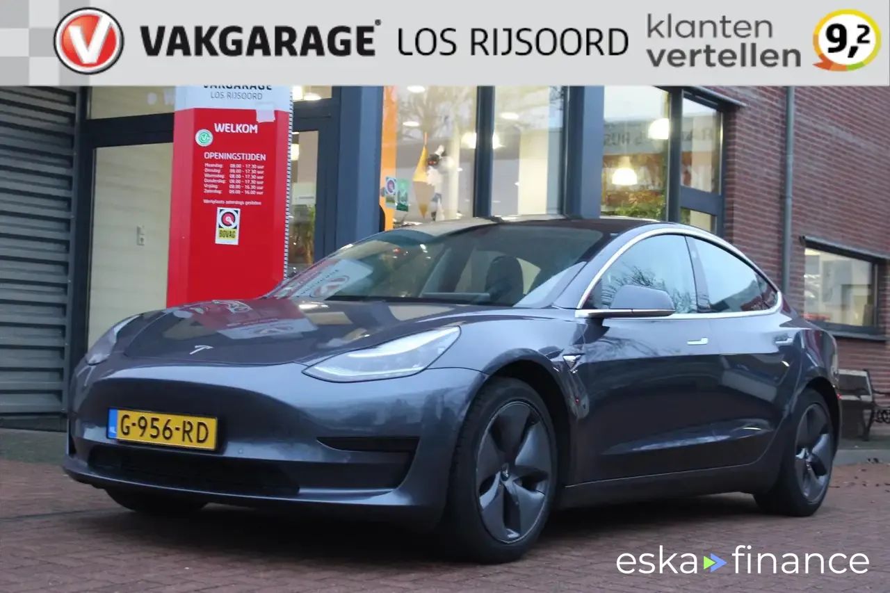 Leasing Sedan Tesla Model 3 2019