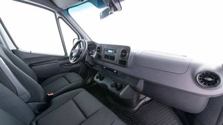 Leasing Minivan Mercedes-Benz Sprinter 2022