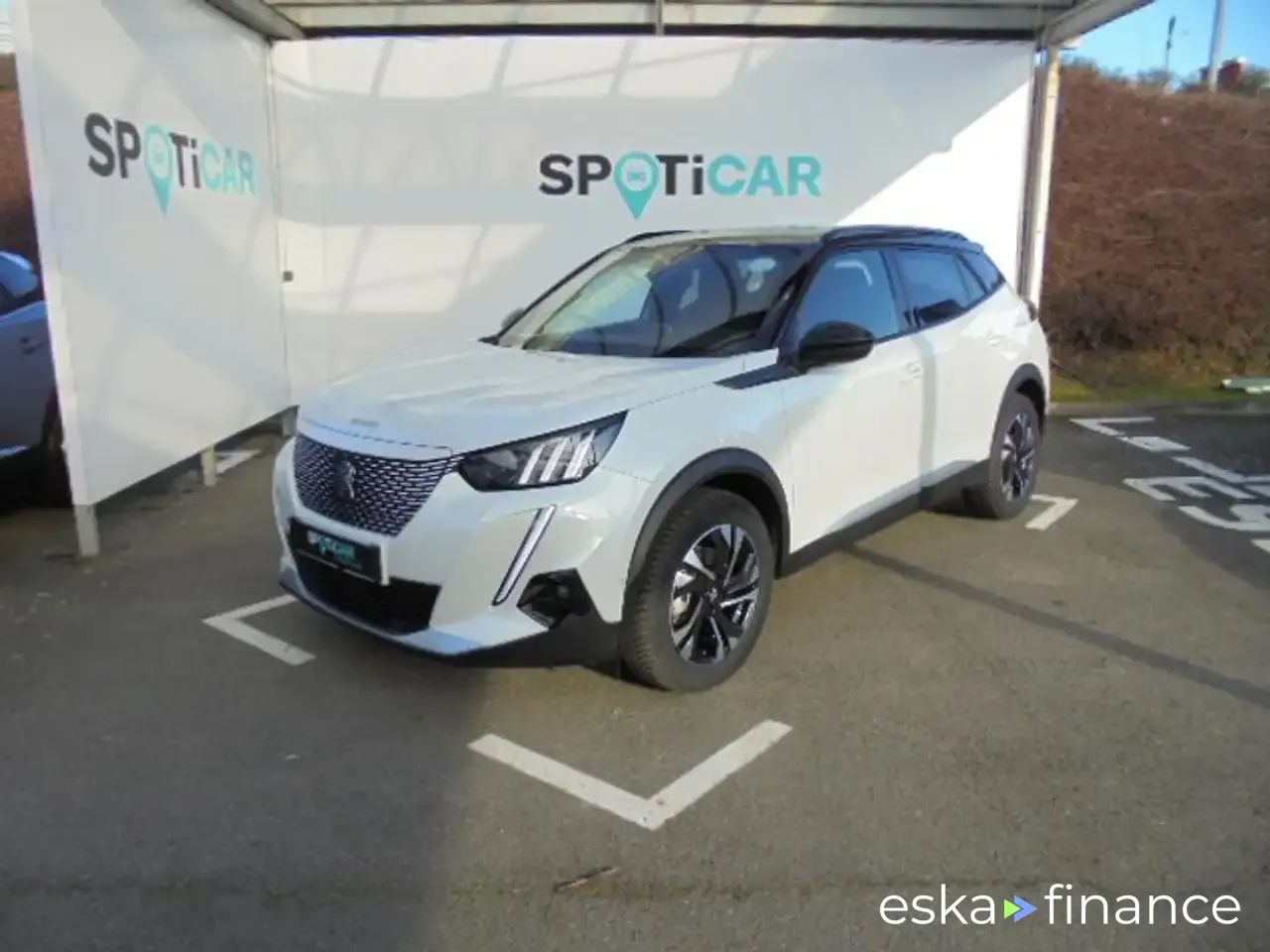 Leasing SUV Peugeot E-2008 2021