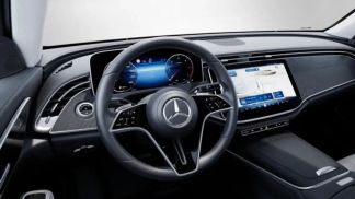 Financování Sedan MERCEDES E 220 2024