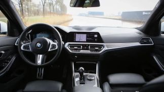Finansowanie Sedan BMW 330 2021