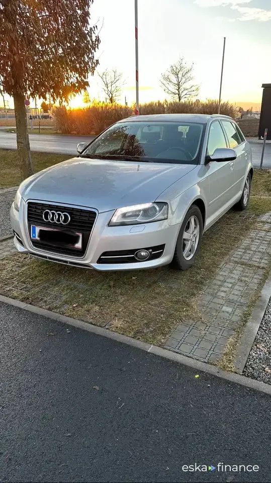 Lízing Sedan Audi A3 2010