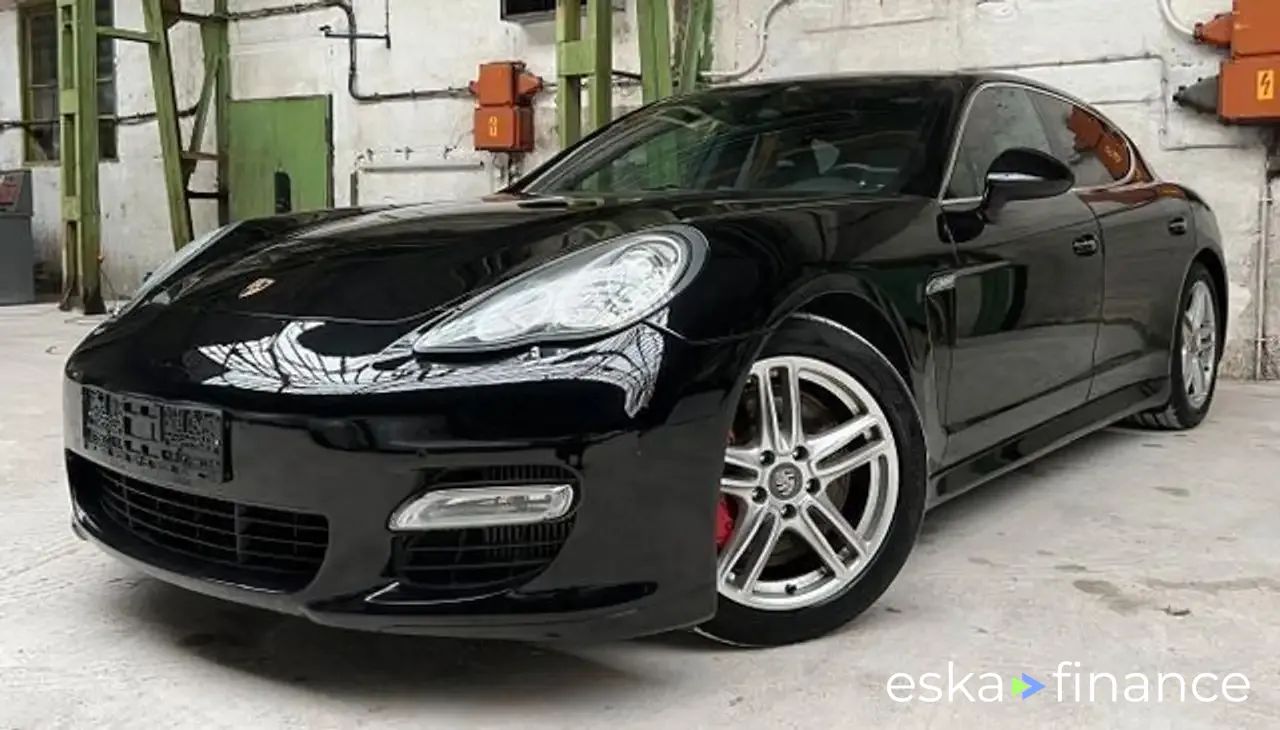 Leasing Coupe Porsche Panamera 2013