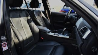 Lízing Sedan BMW 330 2016