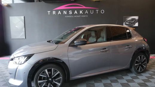 Peugeot 208 2021