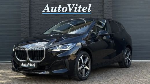 BMW 218 2024