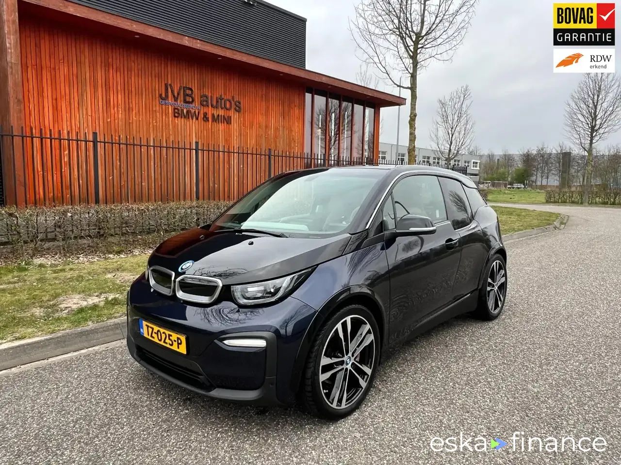 Lízing Hatchback BMW i3 2018