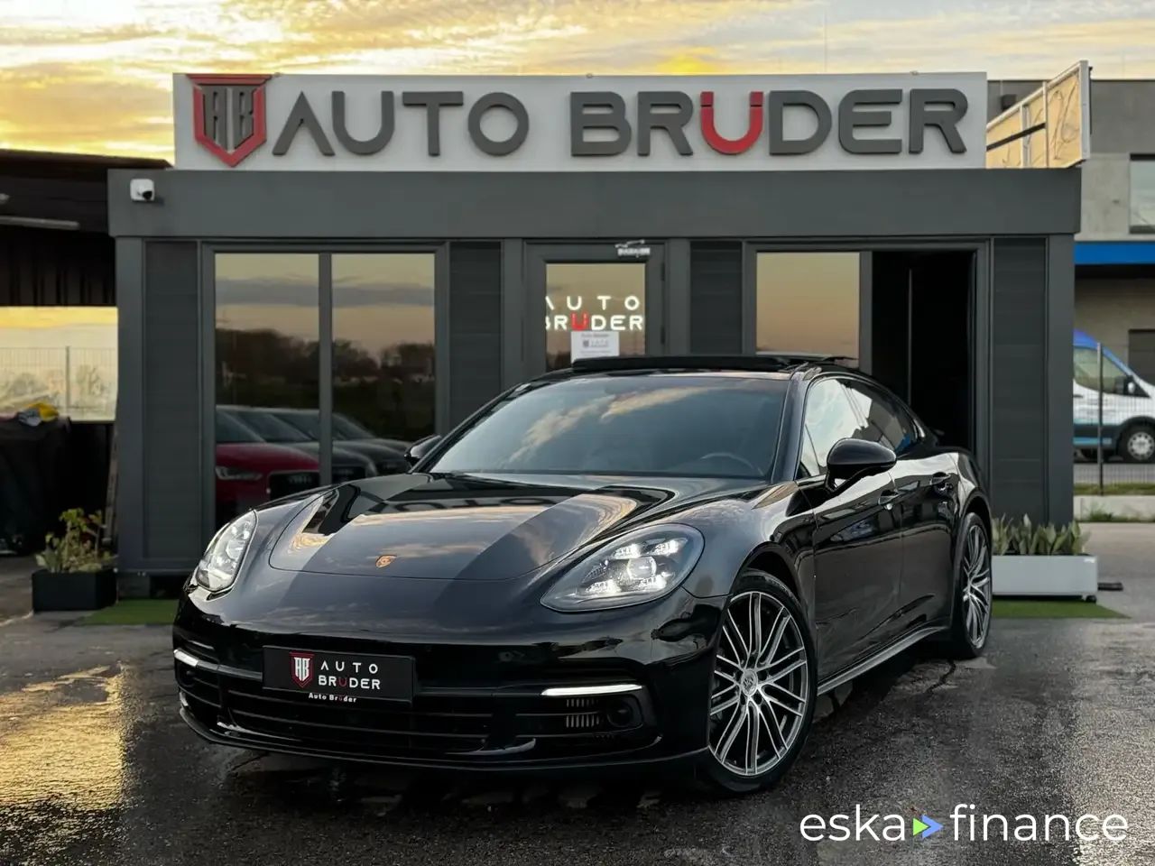 Leasing Hatchback Porsche Panamera 2017