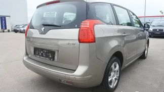 Lízing Hatchback Peugeot 5008 2013