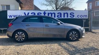 Lízing Hatchback MERCEDES A 160 2022