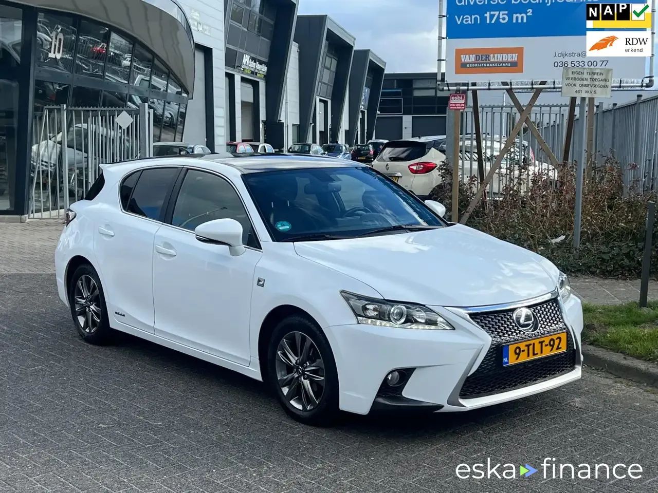 Leasing Hatchback Lexus CT 200h 2014