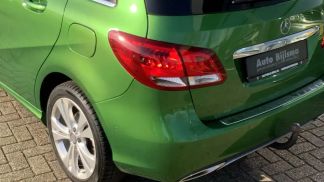 Lízing Hatchback MERCEDES B 180 2016