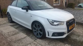 Lízing Hatchback Audi A1 2012