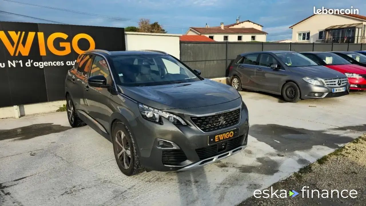 Financování Hatchback Peugeot 3008 2017